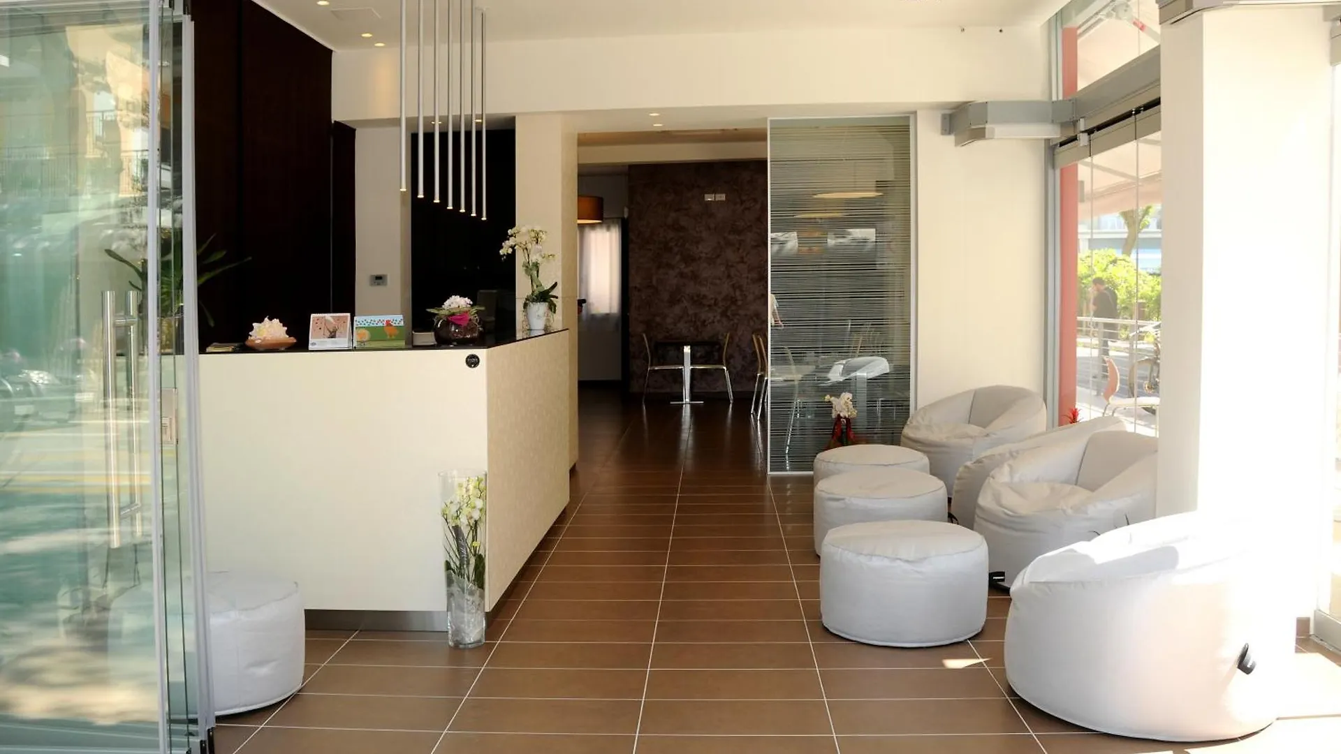 Hotel Morena ليدو دي يسولو