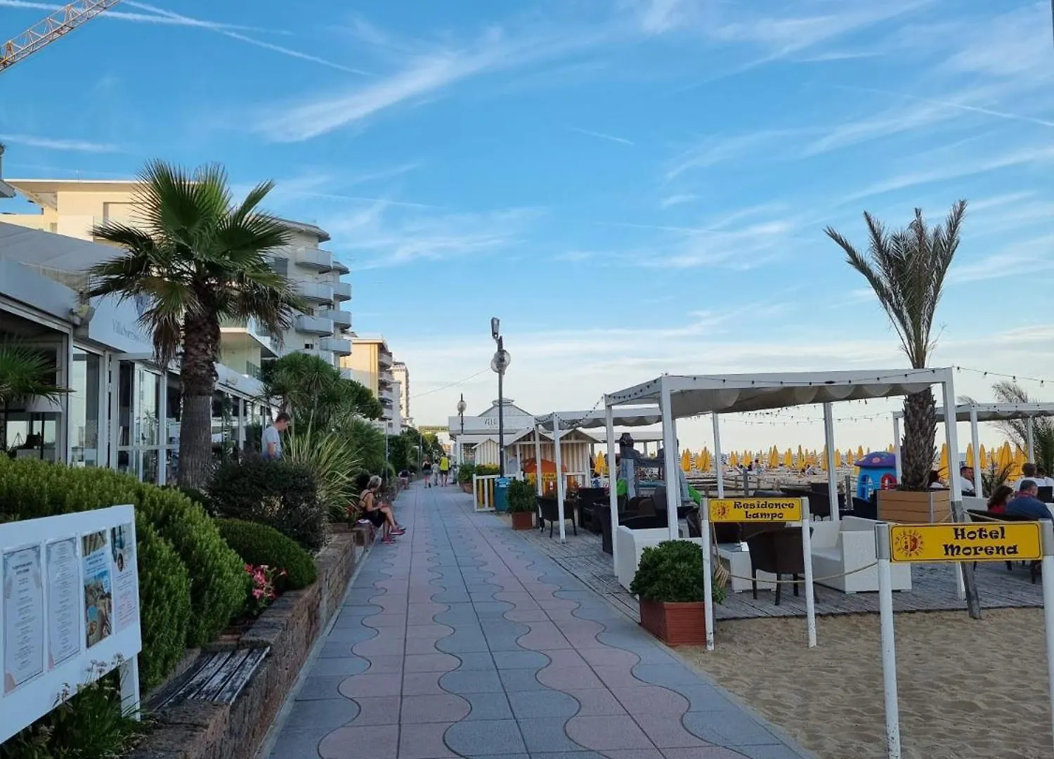 Hotel Morena ليدو دي يسولو
