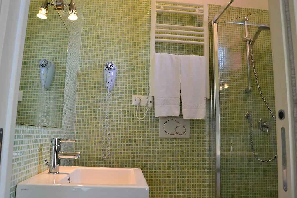 Hotel Morena ليدو دي يسولو 3*,  إيطاليا