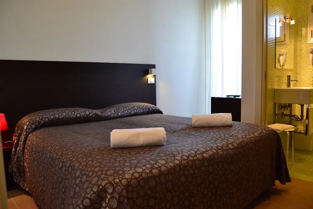 Hotel Morena ليدو دي يسولو 3*,  إيطاليا